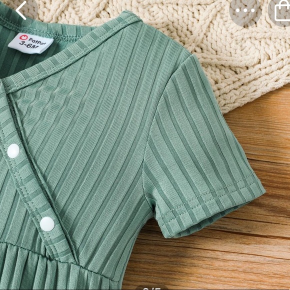 Ribbed V neck jumpsuit - Picture 3 of 8